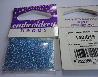 seed fine embroidery (015) 2mm blue