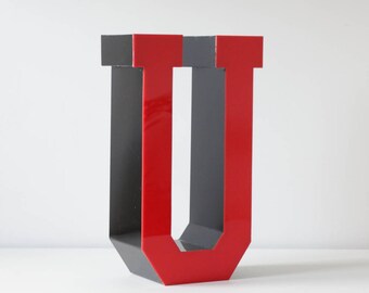 Vintage red perspex letter U - shop - channel letter - signage - letter