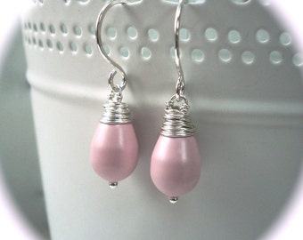 Pale pink earrings - Sterling silver earrings - Light pink earrings - Pearl drop earrings - Simple Earrings - Bridesmaid Jewellery