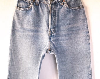 70s 80s Vintage Levis 501 26 27, Levi's 501 27 waist, Vintage Levis 501 Ankle Jean, 26 27 inch waist, Size 6