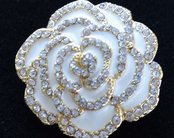 White Enamel Floral Rose Brooch, Rhinestone, Gold tone (B10)
