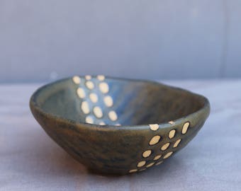 Ring Dish. Ceramic Ring Dish. Pottery Ring Bowl. Jewelry Holder.