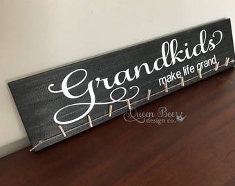 Grandkids Make Life Grand Photo Hanger.Photo Display.Grandkids Sign.Picture Frame.Picture Display. Mother's Day Gift Idea. Gift Idea.Black