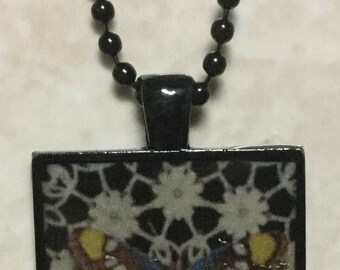Resin covered design pendant tray