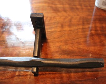 Hammered Wrought Iron Curtain Rod with Steel Brackets