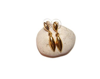 Vintage Monet Teardrop Dangle Pierced Earrings, Drop Earrings, Monet Dangle Earrings, Monet Jewelry, Designer Earrings, Monet Earrings