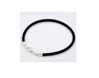 Black leather strap of 18 cm
