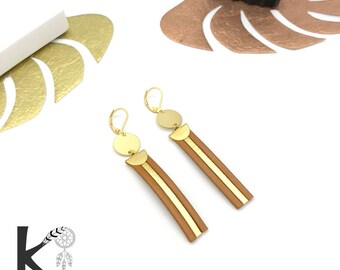 Camel leather and gold dangling earrings matte