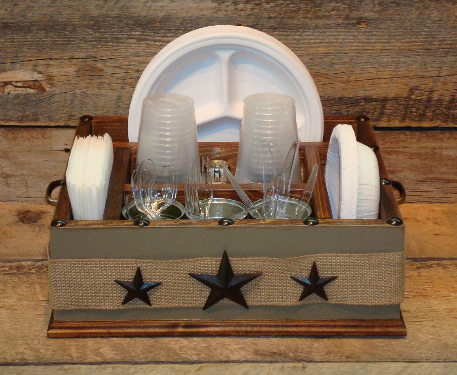 Khaki color with burlap ribbon and metal stars wood utensil Khaki color with burlap ribbon and metal stars wood utensil