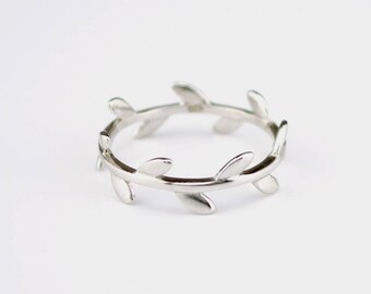 Olive branch ring, vine branch ring, dainty leaf ring, minimalist leaf ring, delicate leaf ring, forest ring, floral ring for her