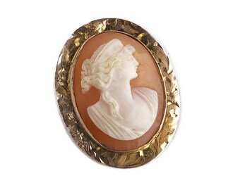 Vintage Cameo Pendant - 10k Carved Shell Pendant Brooch - Classic MidCentury Jewelry