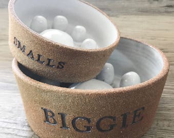 Ceramic Slow Bowl, Dog Bowl, Cat Bowl, Slow Feeder, No Gulp Bowl, Personalized with Name and Paw print