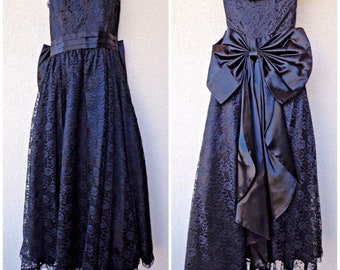1980s Prom Dress. 80s Party Dress. Lace Prom Dress. HUGE Bow. Strapless Prom Dress. 80s Prom Dress. Gunne Sax Dress. Black Prom Dress. S