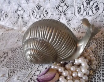 Vintage brass, Small snail, Romantic Cottage, home decor, shelf sitter