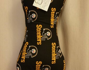 Comfy Contoured Neck Pillow - Pittsburgh Steelers - Black