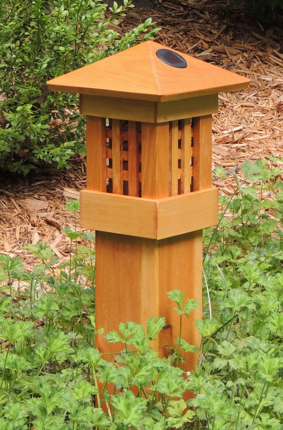 Asian Garden Lantern with Solar Light