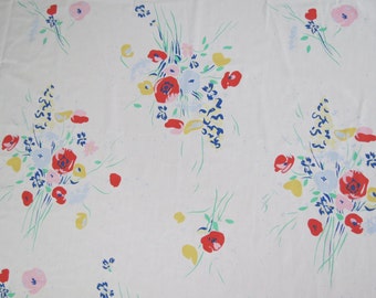 One Yard of Vintage Sheet Fabric - Blue and Red Bouquets - 1 yd