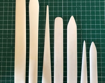 Bonefolder specialist bookbinding tool