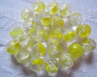 16 Lemon Yellow & White Clear Marbled Faceted Glass Beads 10mm