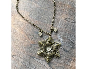 Vintage Flower Necklace