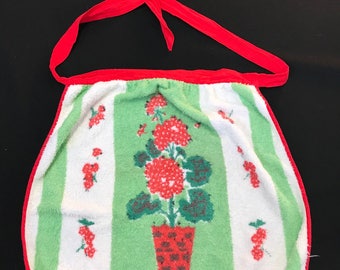 Vintage Ladies’ White with Red Geraniums Terry Cloth Half Apron