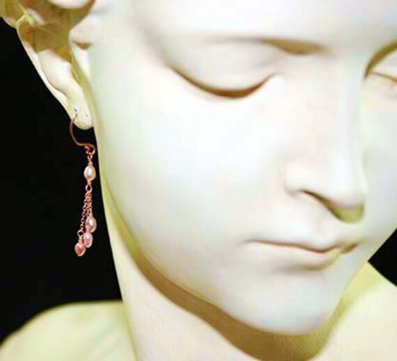 Pearl drops with rose gold