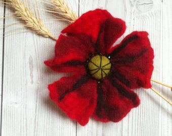 Felted Red poppy,hairpin-brooch,wool decoration,gift for Her,women,brooch for mom.