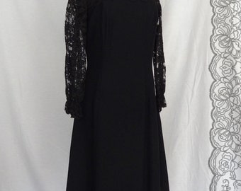 DRESS SALE!!! / 1960s Dress / Little Black Dress Bow Detail on Back Sheer Lace Sleeves