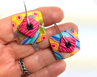 Yellow Submarine disk earring rare square shape by Marie Segal 2017