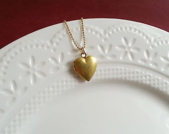 Heart Locket Necklace. Small Heart Locket. Brass Locket. Keepsake. Vintage Heart Locket. Heart Necklace. Christmas Gift. Keepsake