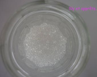 50g of clear 2mm seed beads