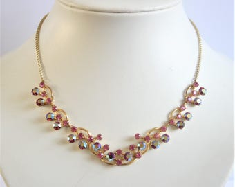 Vintage crystal necklace. Red necklace. Vintage jewellery