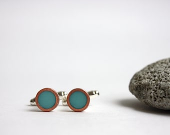 15// Resin and copper cufflinks