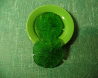 Sea Glass Sand Dollar Pendant, 40 X36mm. Shamrock, 2 Pieces.