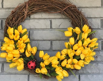 Yellow Tulip Wreath