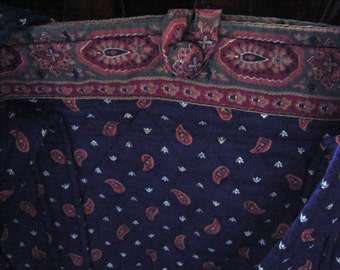 Vera Bradley Indiana Original Pattern Classic style Tote Excellent Minte Condition rare to find