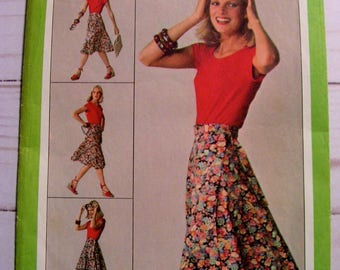 Wrap Skirt | Jiffy Front Wrap Skirt | Misses Small (10-12) | Simplicity 9749 | cut used complete vintage 1980 sewing pattern