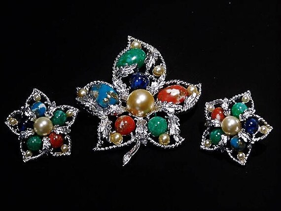 Sarah Coventry / Brooch / Clip On Earrings / Mid Century / Designer Jewelry / Fashion / FANTASY / Demi Parure Set