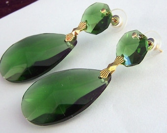 Large Emerald Green Earrings - ANgelina Jolie Costume Earrings - Gold Plated - Large Green earrings - Hand cut prisms