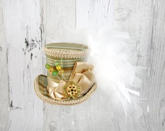 Tan and Green Plaid Medium Mini Top Hat Fascinator, Alice in Wonderland, Mad Hatter Tea Party, Derby Hat