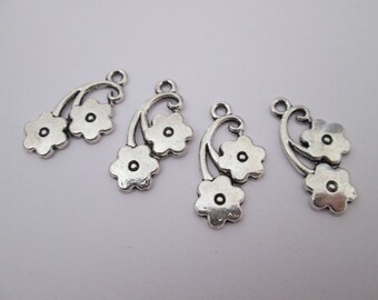 4 breloque fleur double en métal argenté 23 x 12 mm