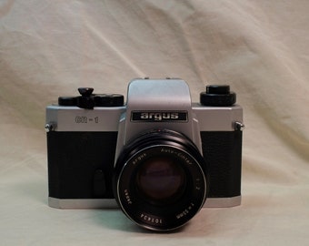 Argus CR-1 SLR film camera with Argus Auto-Cintar M42 mount 55mm f2 lens - Working