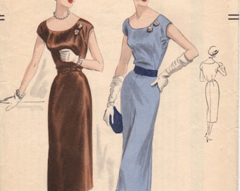 Bust 30-FACTORY FOLDED 1951 Misses' Dress Vogue 7441 Sz 12