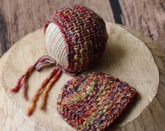 Newborn Cross Hatch Bonnet