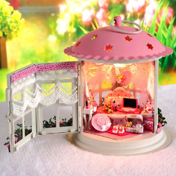 DIY Lantern Pink Dollhouse Miniature Handcraft Kit Gifts