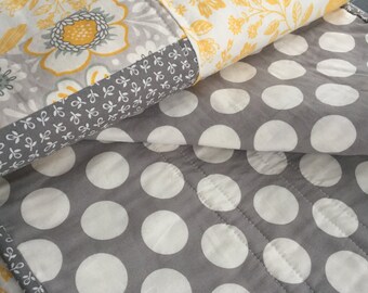 modern quilt yellow gray and white, gender neutral nursery, baby quilt, toddler quilt, lap quilt, throw quilt, quilt, yellow and gray