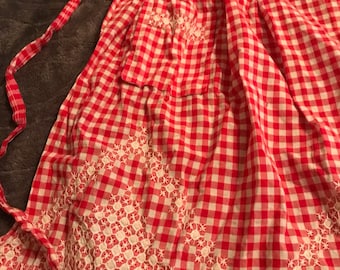 Red & white check apron