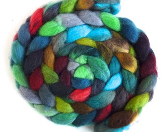 BFL Wool Roving - Hand Painted Spinning or Felting Fiber, Flashing Cardinal