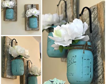 Set of Hanging Mason Jar Flower Vases| Rustic Decor| Barnboard and Mason Jar Wall Vases