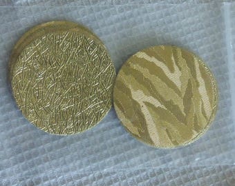 4 COUPONS in plastic gold and silver and 8 SLICES from 38 mm